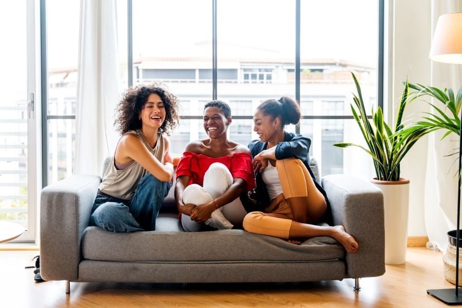 5 Real Living with Roommates Guide Stories About Sharing a Tiny Apartment