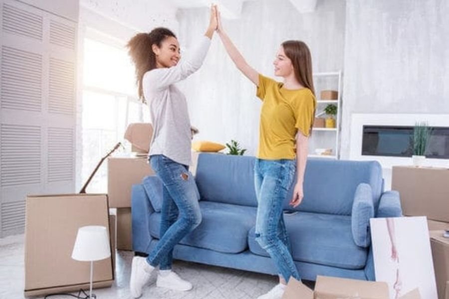 6 Proven Living with Roommates Guide Décor Ideas for Shared Spaces