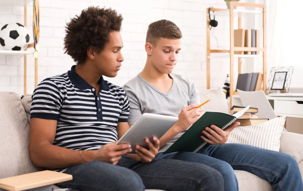 12 Proven Living with Roommates Guide Secrets for a Peaceful Home