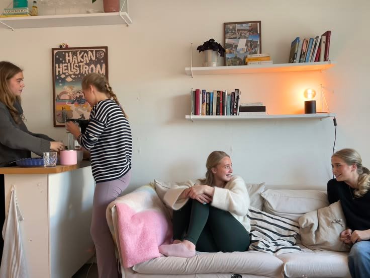 13 Smart Ways to Keep Kitchen Clean in Shared Flat Living