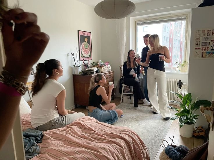 14 Proven Money Tips for Stress-Free Shared Flat Living