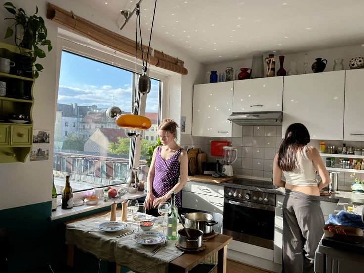 8 Smart Apps for Shared Flat Living Expense Tracking
